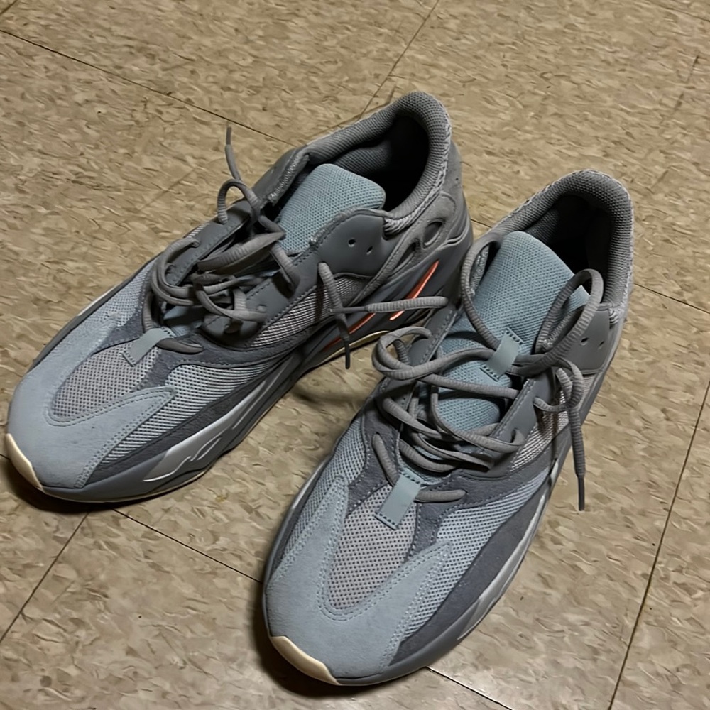 Yeezy 700